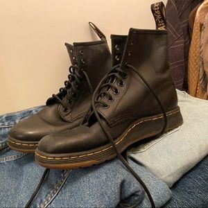 Doc Martens Women’s 9 Worn Once